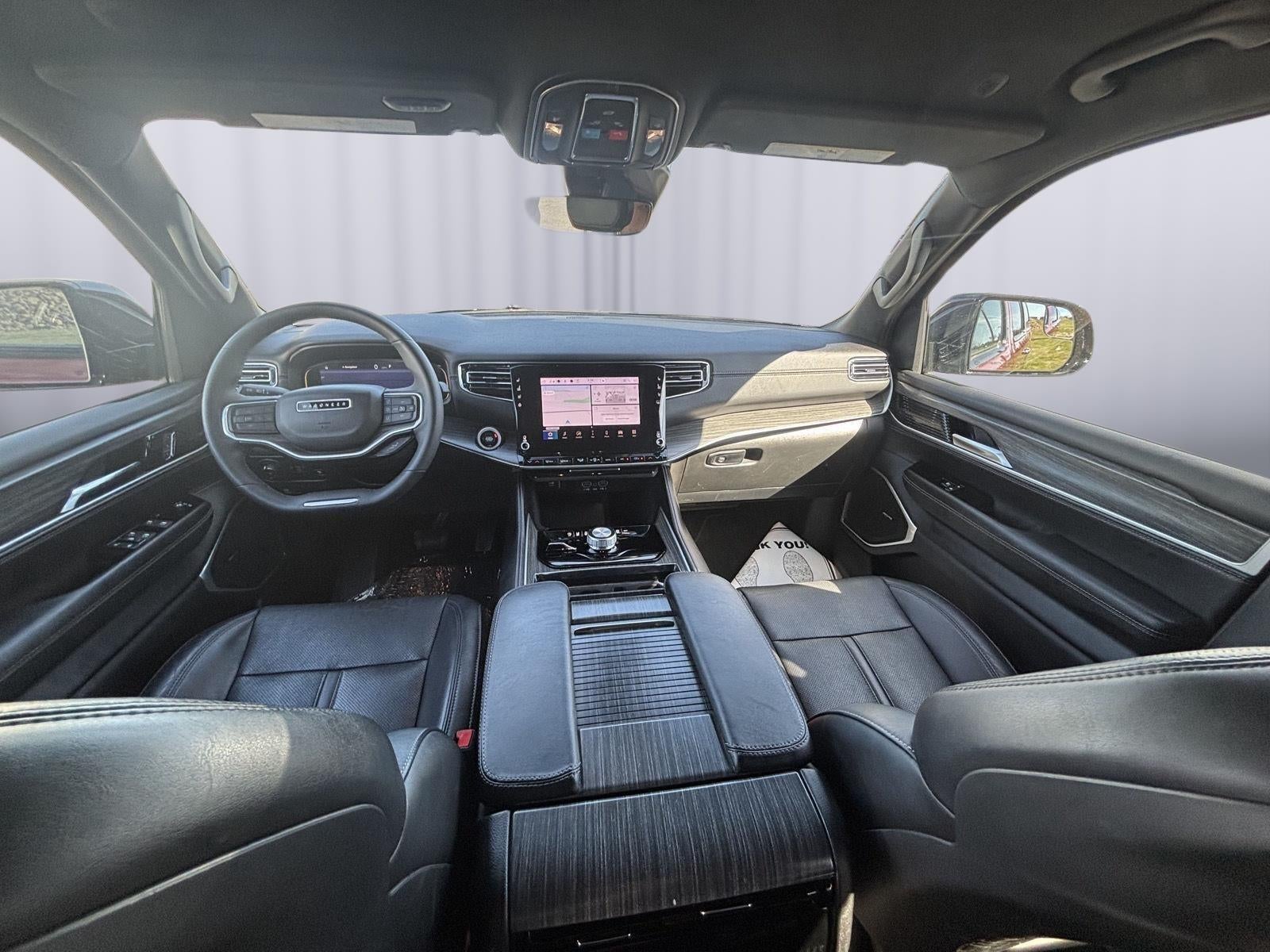 2023 Jeep Wagoneer L Series II 4x4