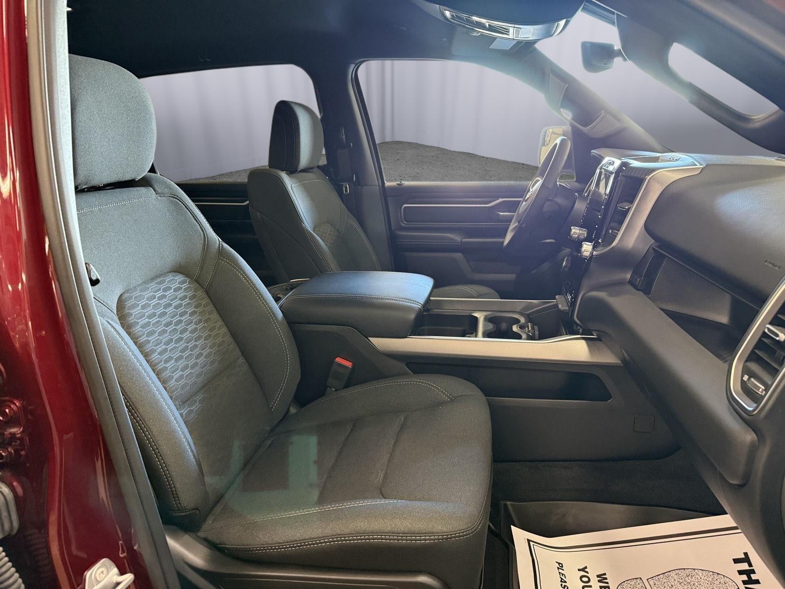 2025 RAM 1500 Big Horn Crew Cab 4x4 5'7' Box