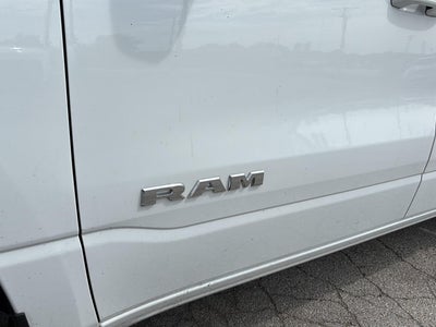 2022 RAM 1500 Big Horn Crew Cab 4x4 5'7' Box