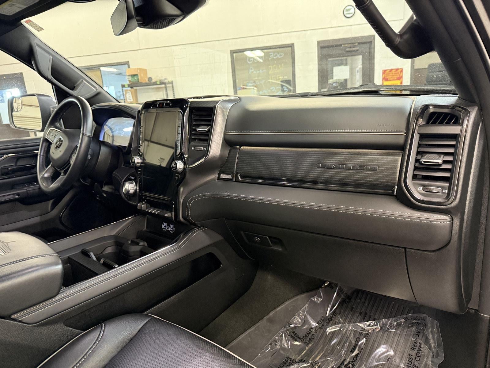 2024 RAM 1500 Limited Crew Cab 4x4 5'7' Box