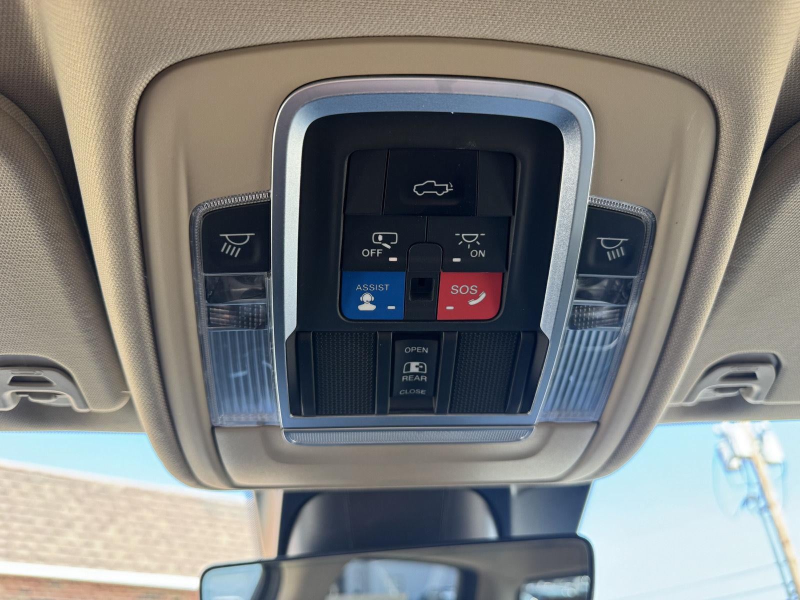 2021 RAM 1500 Limited Crew Cab 4x4 5'7' Box