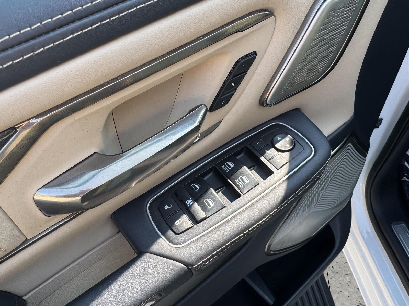 2021 RAM 1500 Limited Crew Cab 4x4 5'7' Box