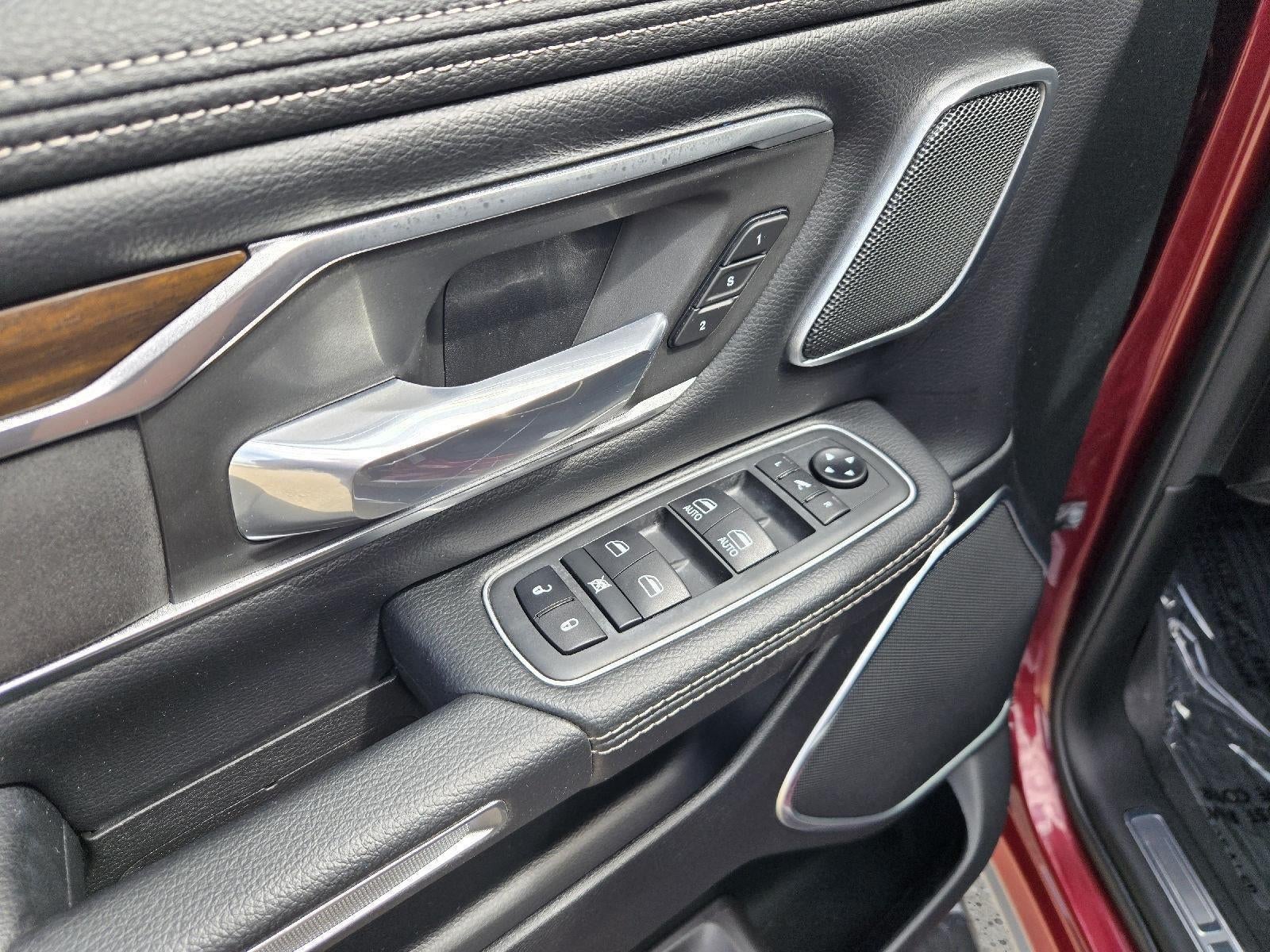 2021 RAM 1500 Laramie Crew Cab 4x4 5'7' Box