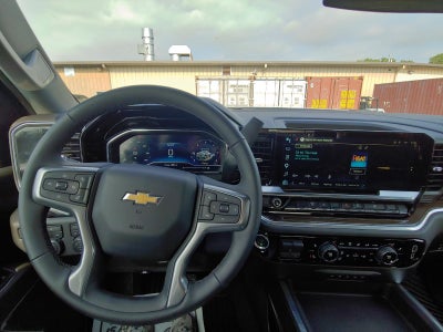 2025 Chevrolet Silverado 2500HD 4WD Crew Cab Long Bed LT