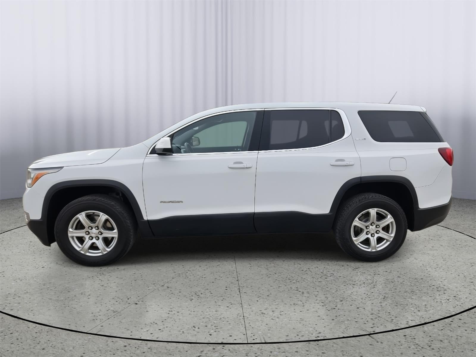 2019 GMC Acadia SLE-1