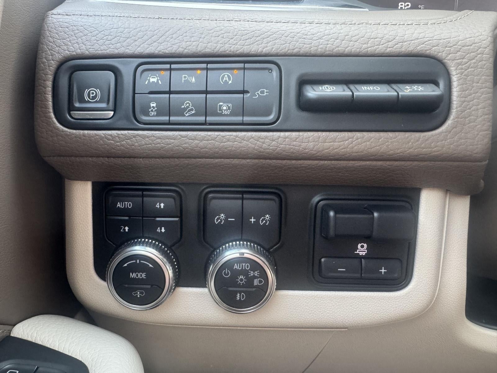 2022 GMC Yukon 4WD Denali
