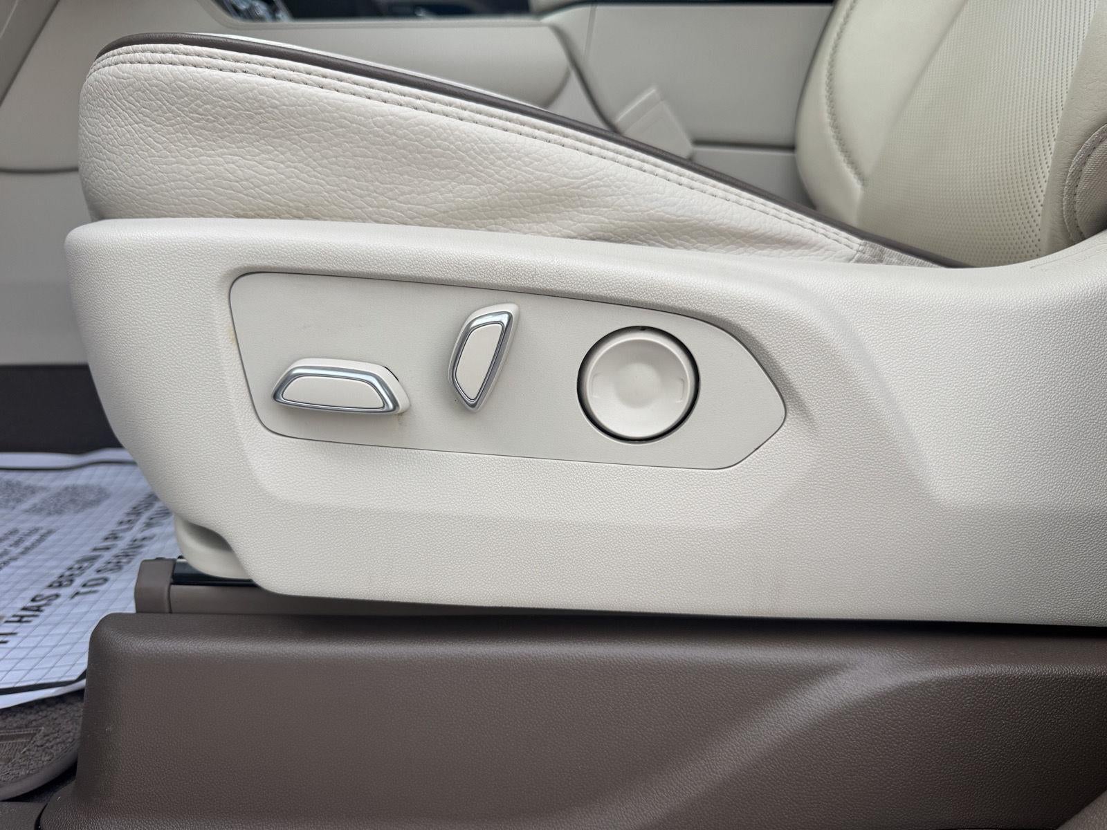 2022 GMC Yukon 4WD Denali