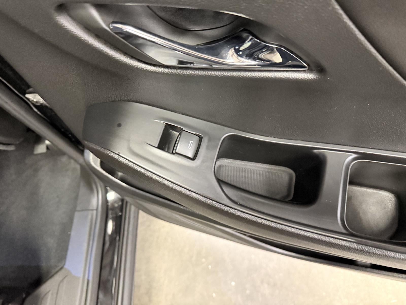 2023 Chevrolet Traverse AWD RS