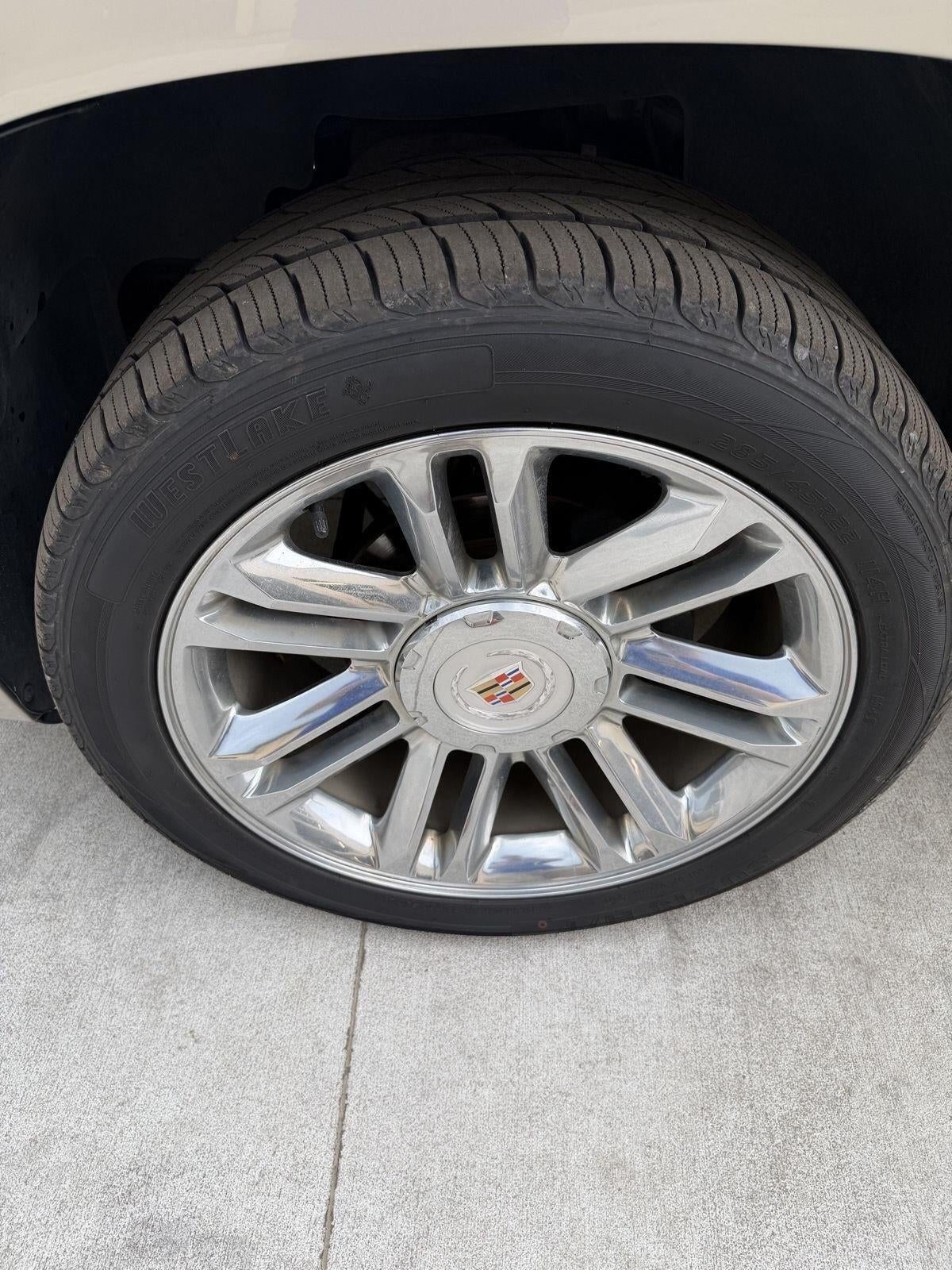 2013 Cadillac Escalade ESV Platinum Edition