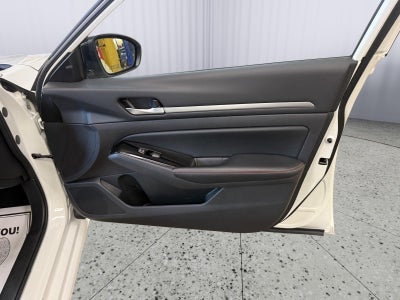 2024 Nissan Altima SR FWD