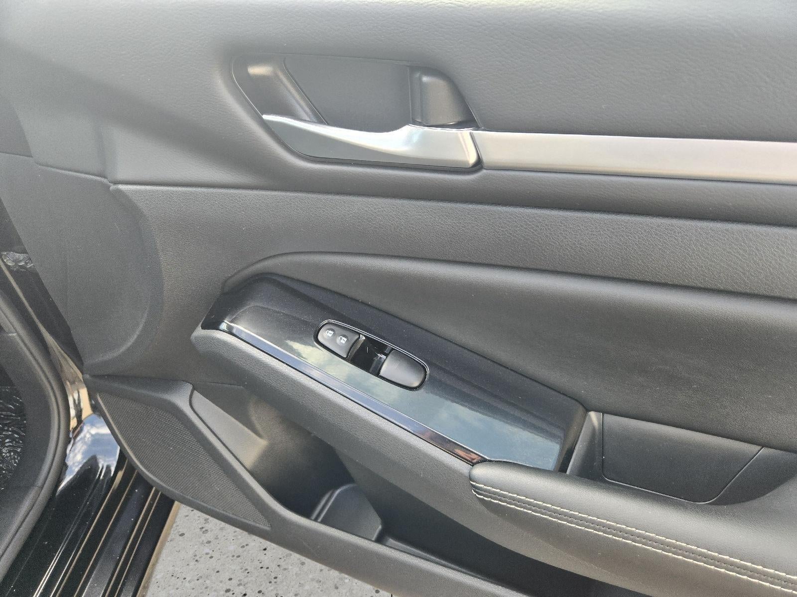 2023 Nissan Altima SV FWD