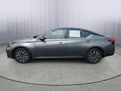 2023 Nissan Altima SV FWD