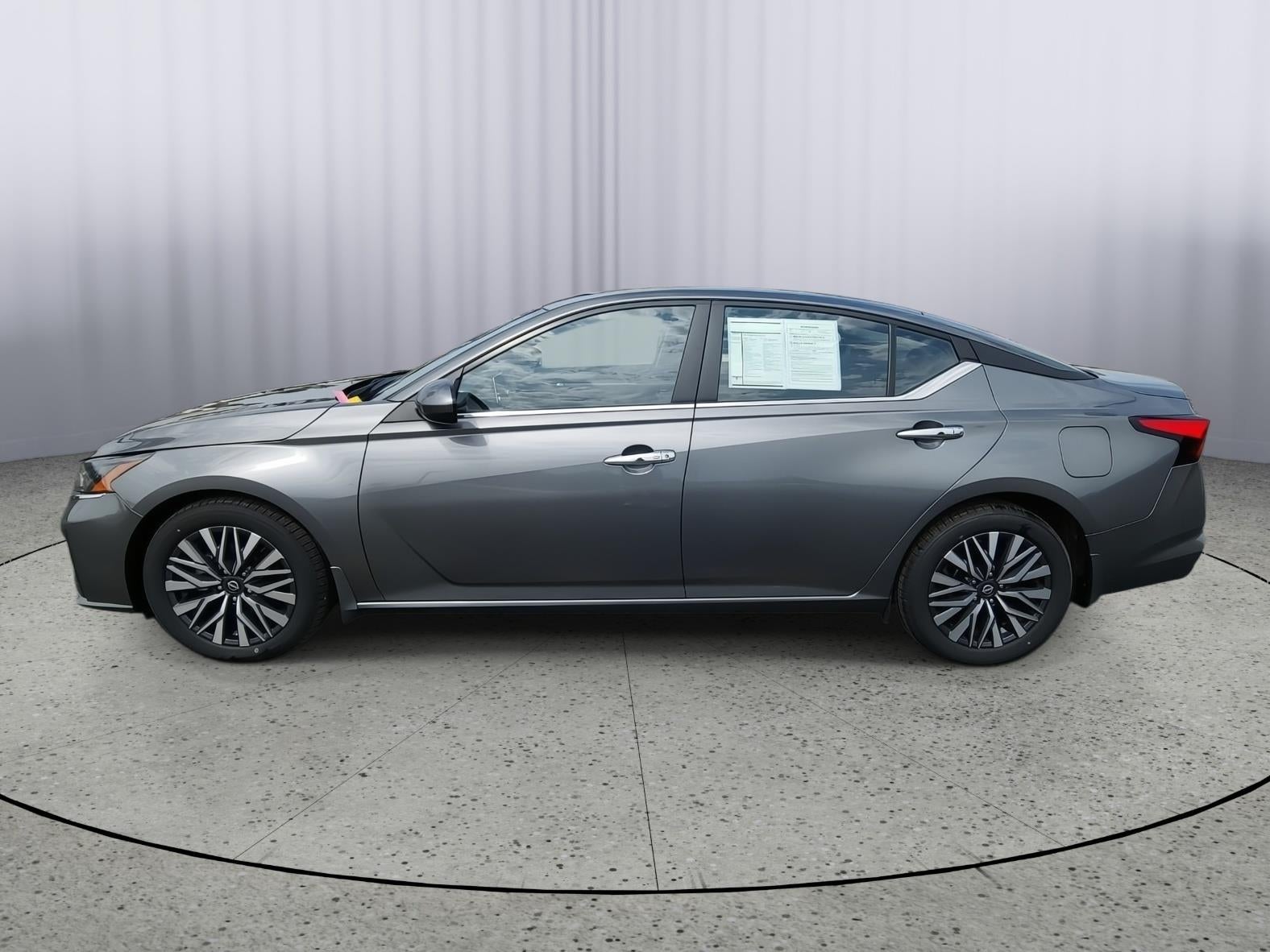 2023 Nissan Altima SV FWD