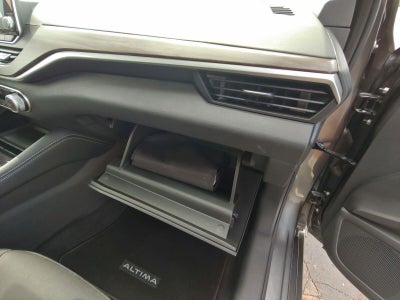 2023 Nissan Altima SV FWD