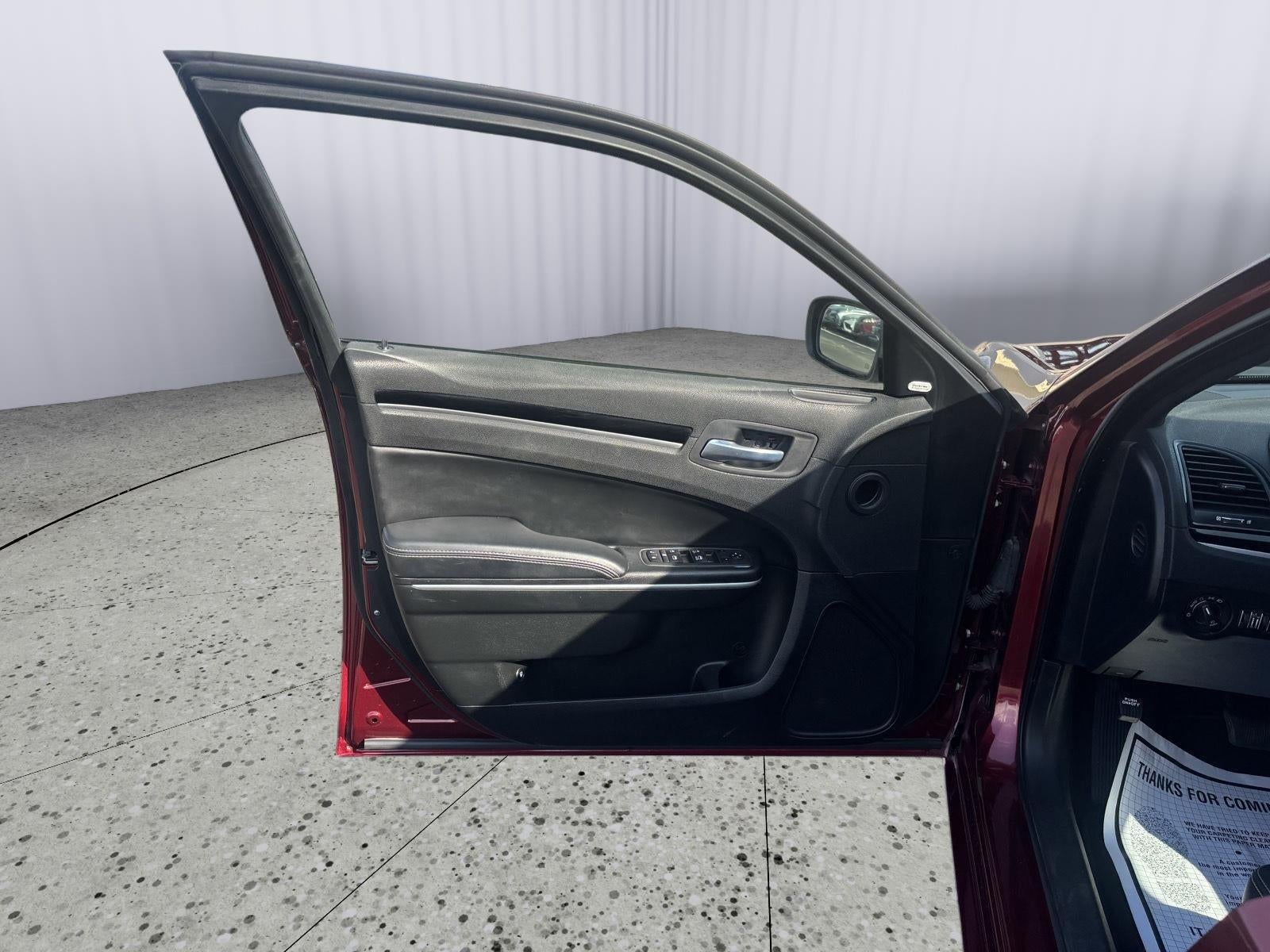 2022 Chrysler 300 300S