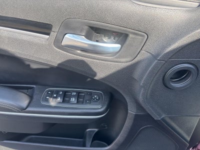 2022 Chrysler 300 300S