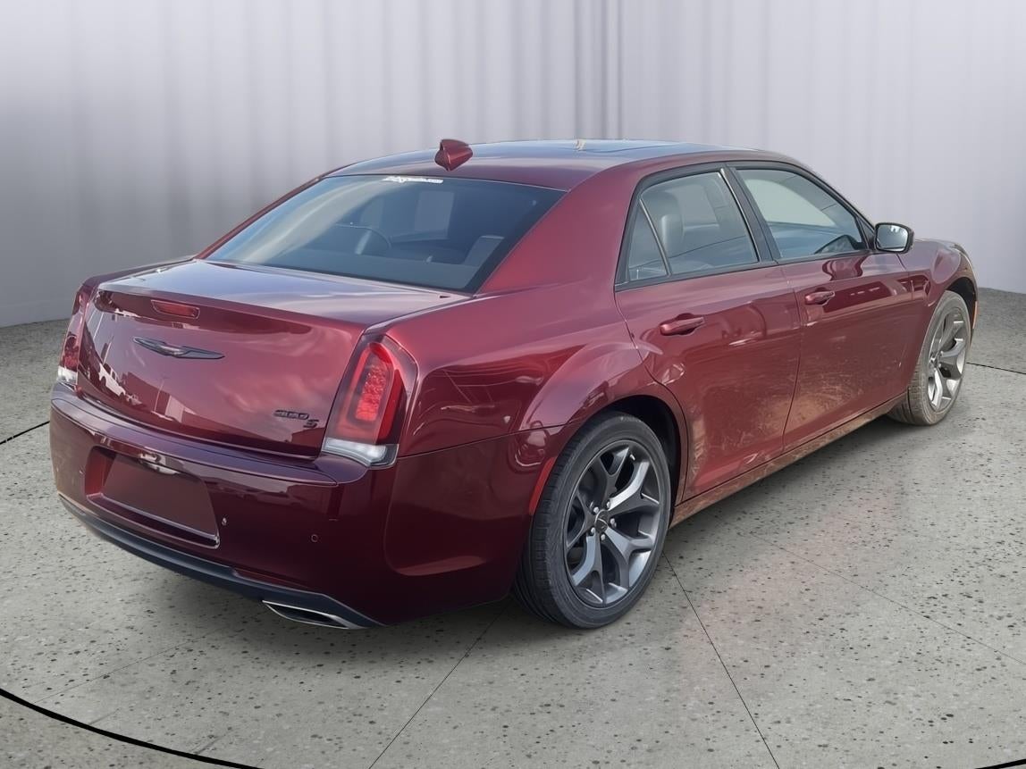 2022 Chrysler 300 300S