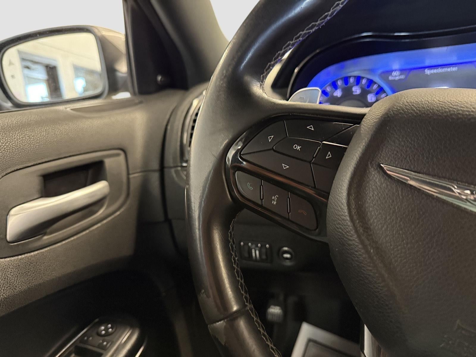 2018 Chrysler 300 300S