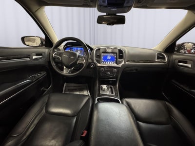 2016 Chrysler 300 Limited