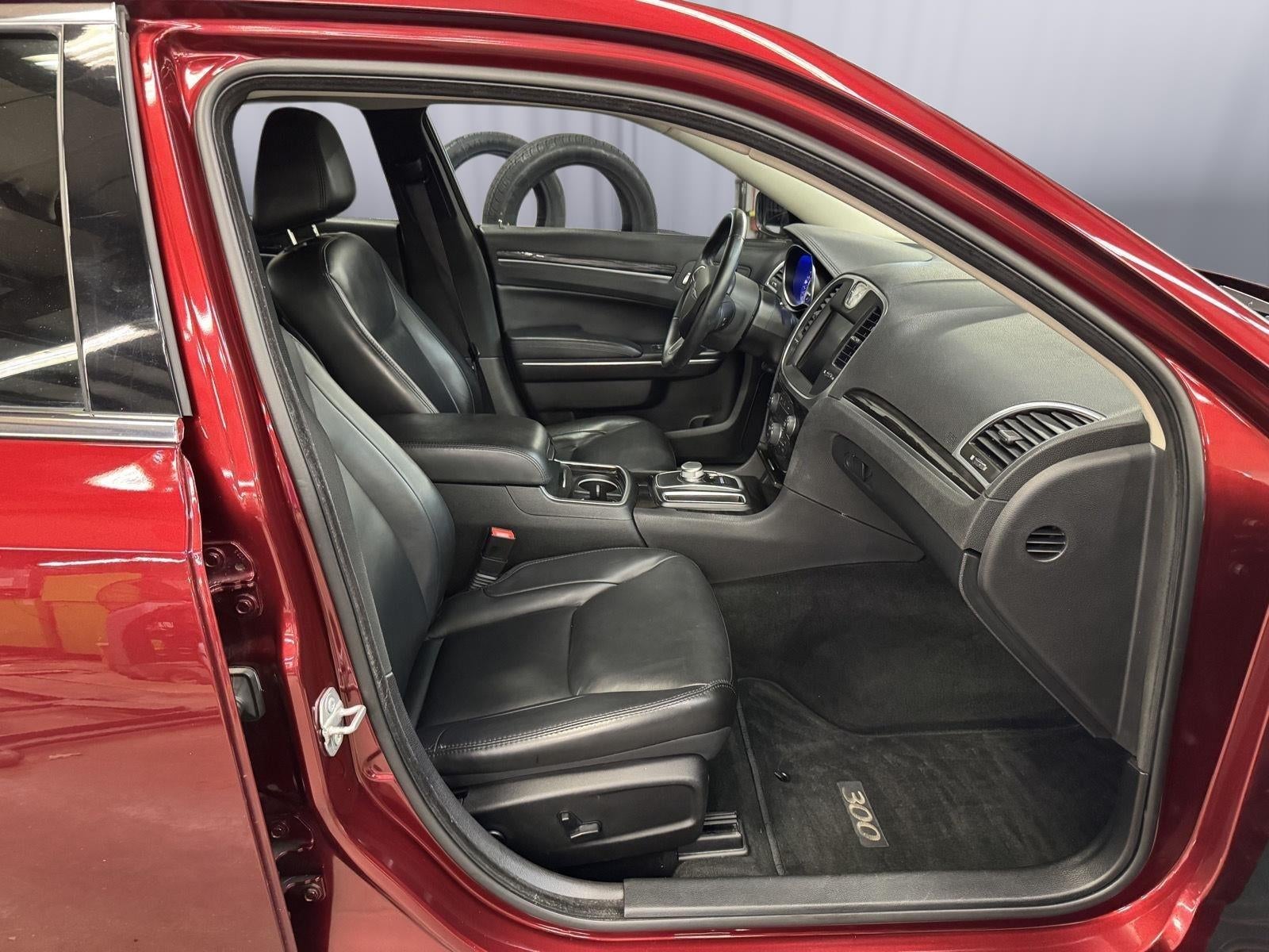 2016 Chrysler 300 Limited