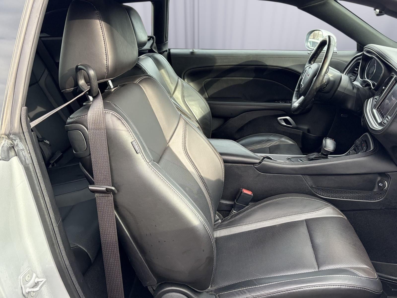 2021 Dodge Challenger SXT