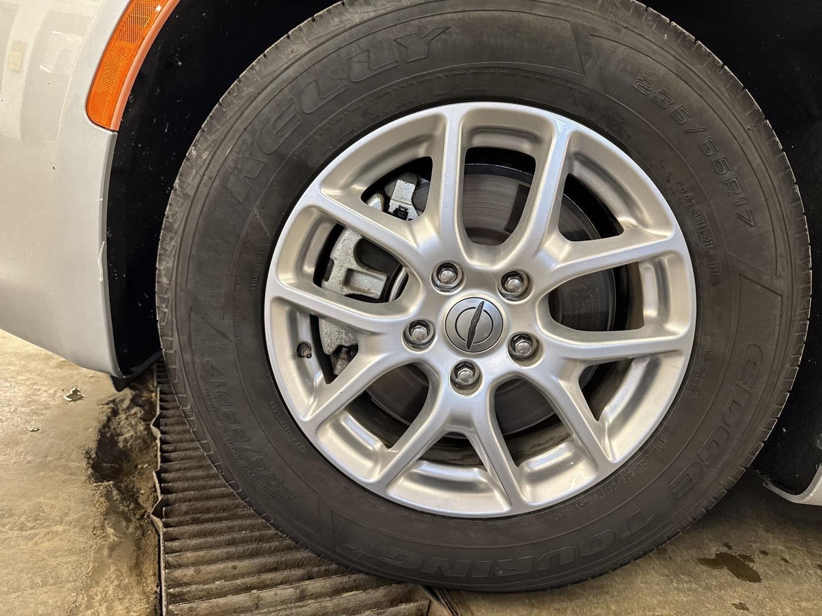 2023 Chrysler Voyager LX