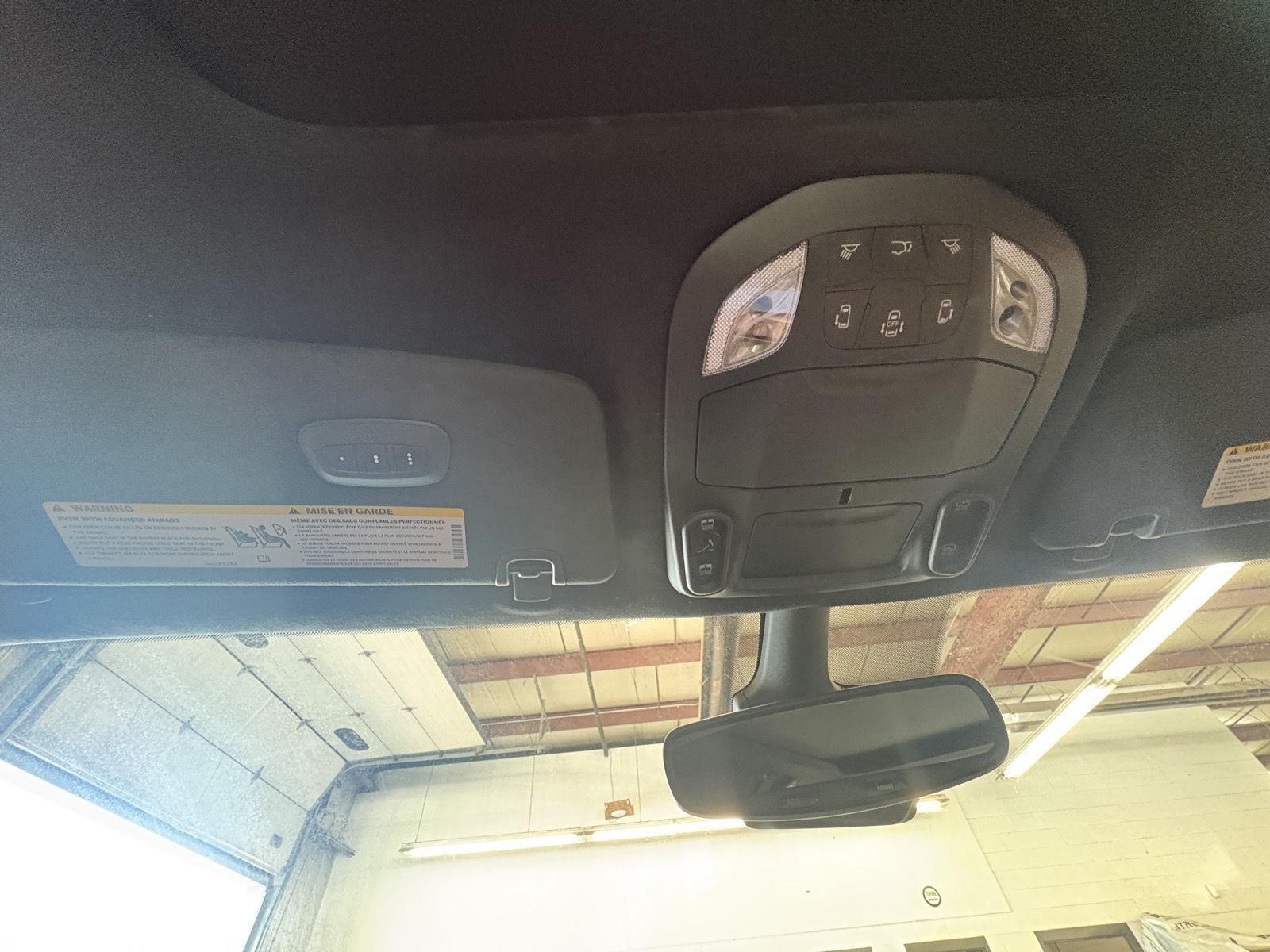 2024 Chrysler Pacifica Hybrid Pinnacle