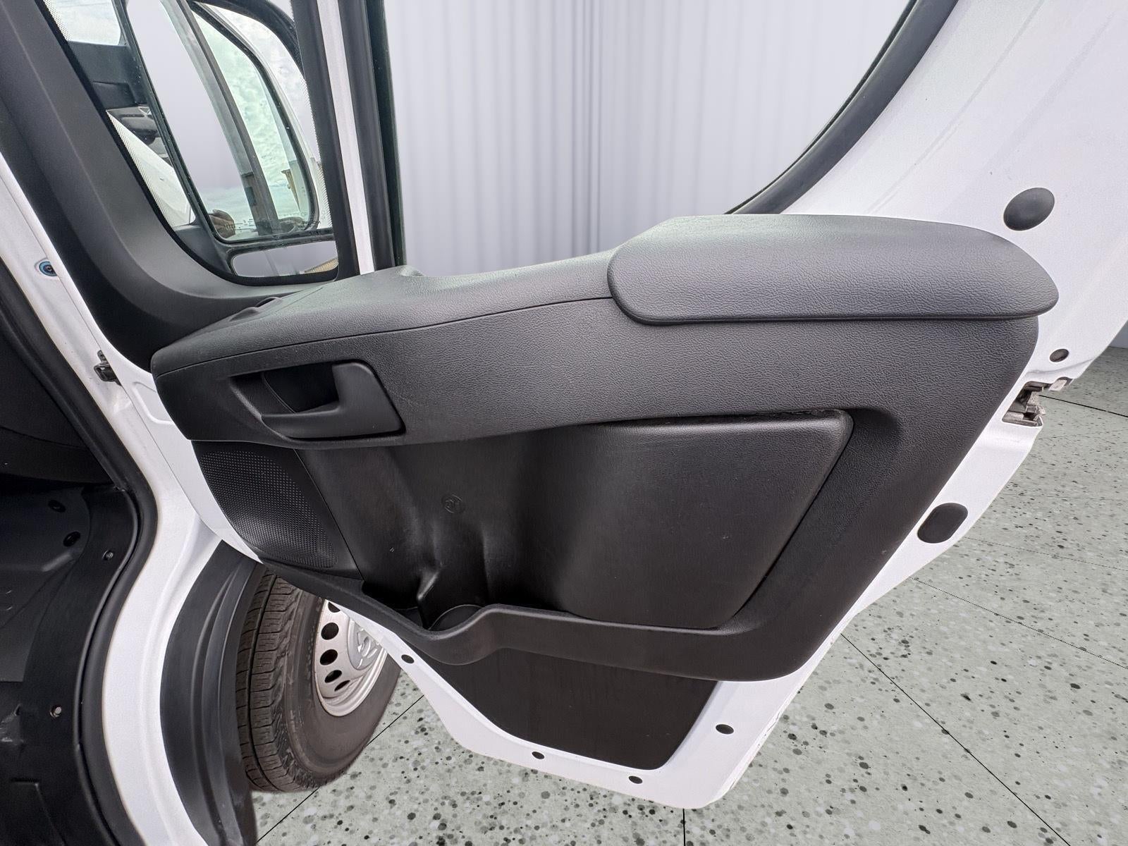 2025 RAM ProMaster Cargo Van Cargo Van Tradesman Low Roof 136' WB w/Pass Seat