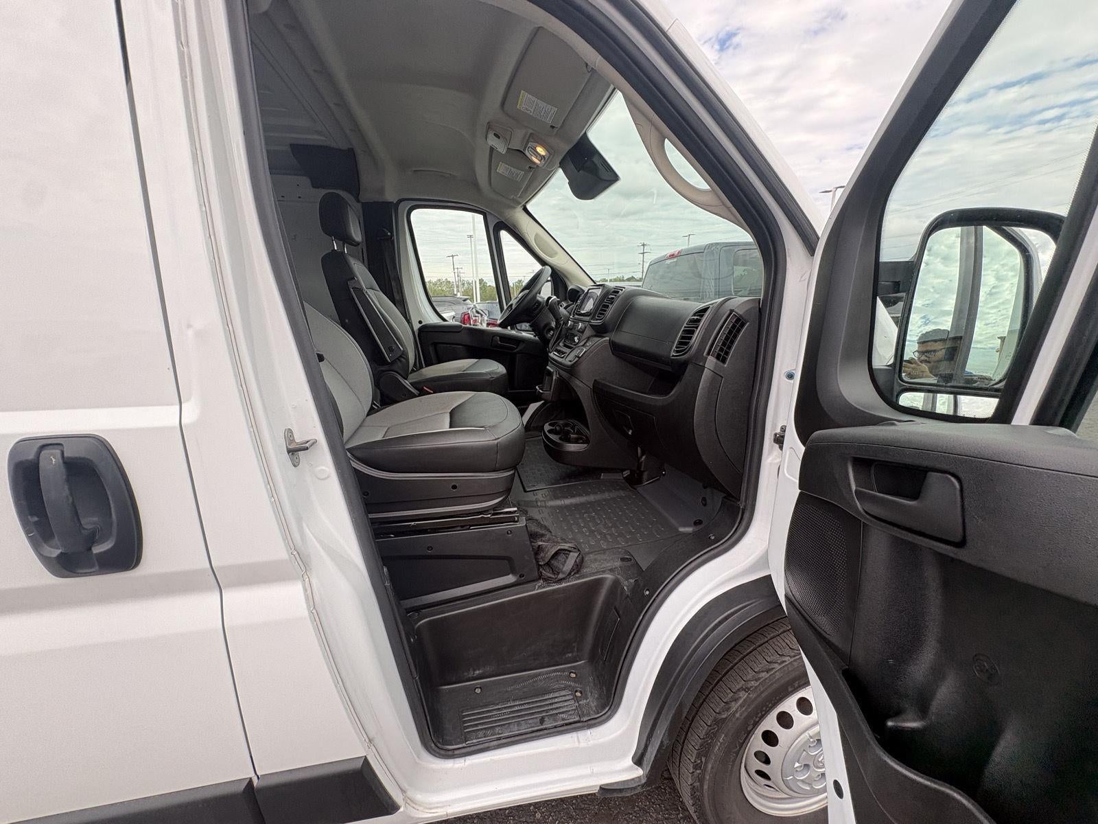 2025 RAM ProMaster Cargo Van Cargo Van Tradesman Low Roof 136' WB w/Pass Seat