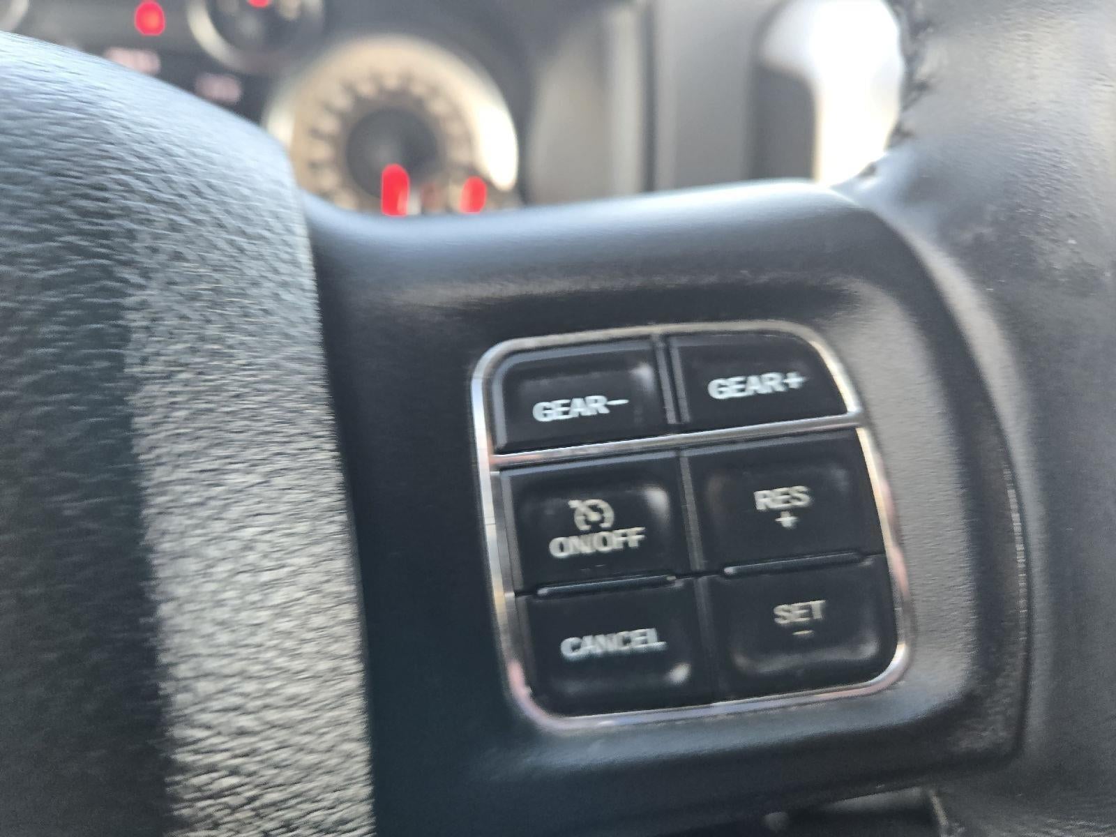 2017 RAM 1500 Big Horn Crew Cab 4x4 5'7' Box