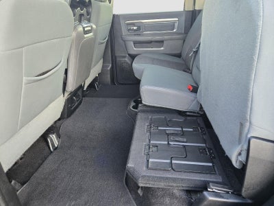 2017 RAM 1500 Big Horn Crew Cab 4x4 5'7' Box