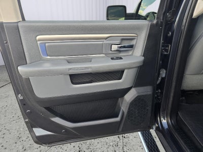 2017 RAM 1500 Big Horn Crew Cab 4x4 5'7' Box