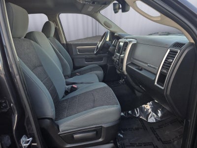 2017 RAM 1500 Big Horn Crew Cab 4x4 5'7' Box
