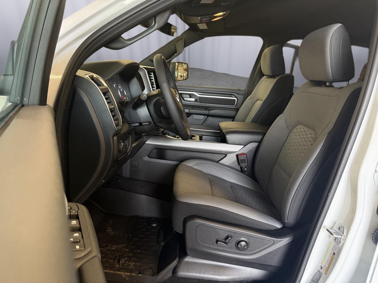 2026 RAM Ram 1500 Big Horn Crew Cab 4x4 5'7' Box