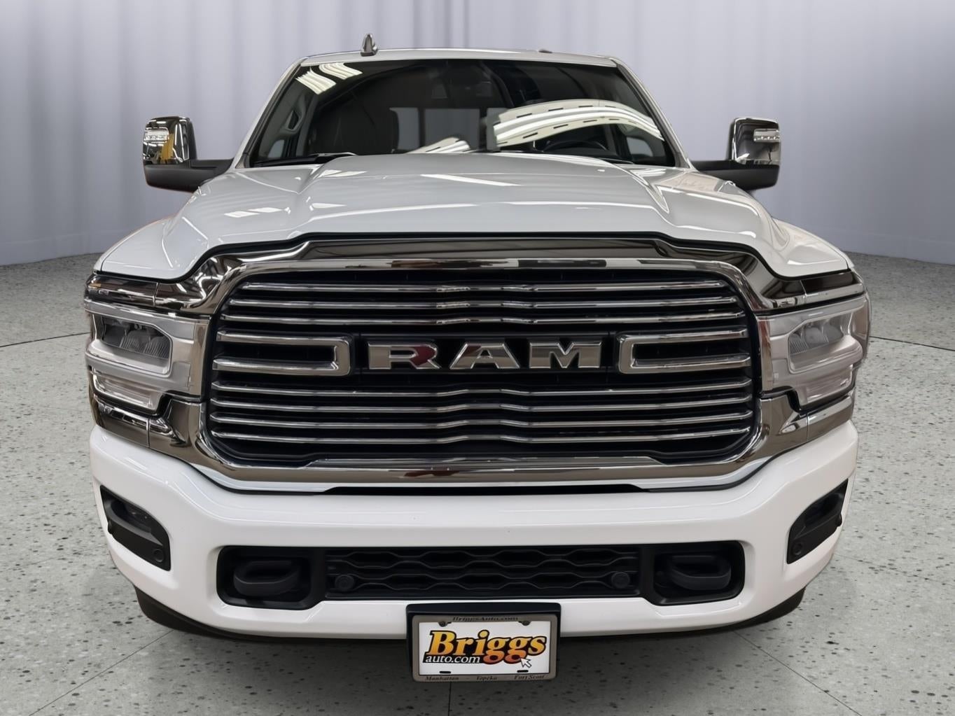 2024 RAM 2500 Laramie Crew Cab 4x4 6'4' Box