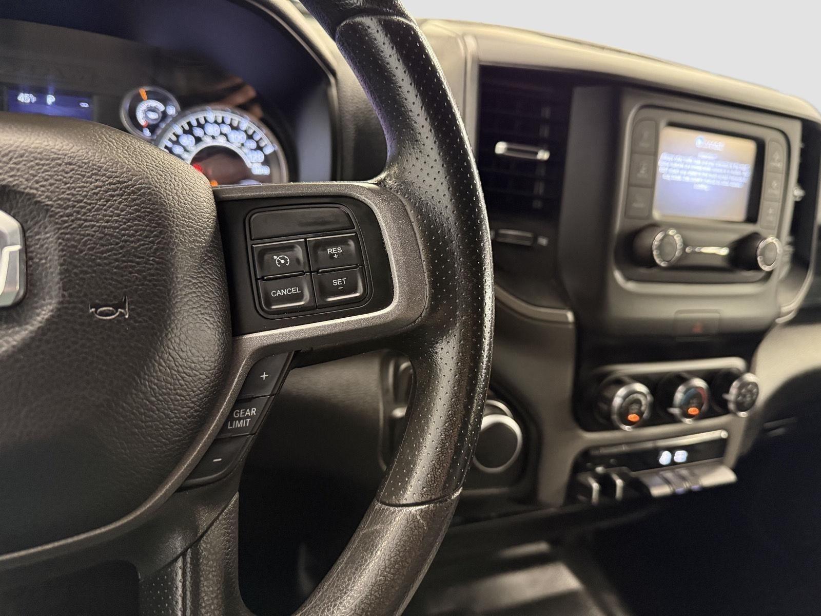 2022 RAM 2500 Tradesman Crew Cab 4x4 8' Box