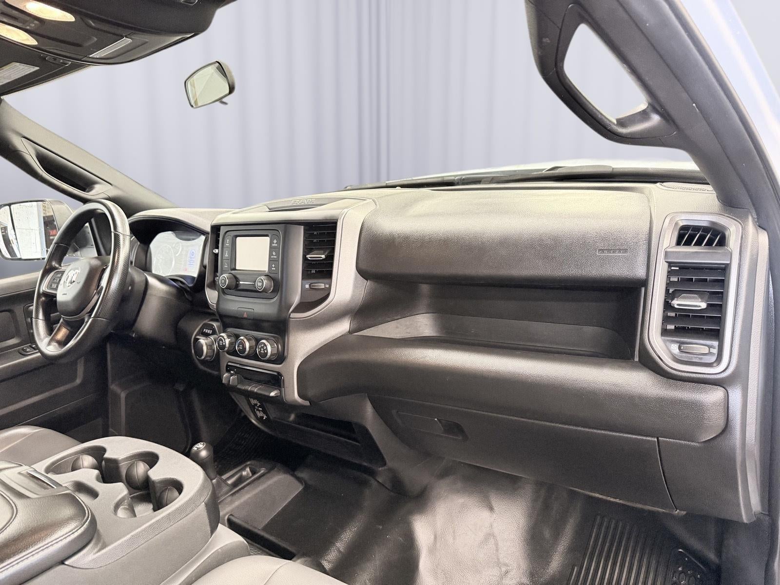 2022 RAM 2500 Tradesman Crew Cab 4x4 8' Box