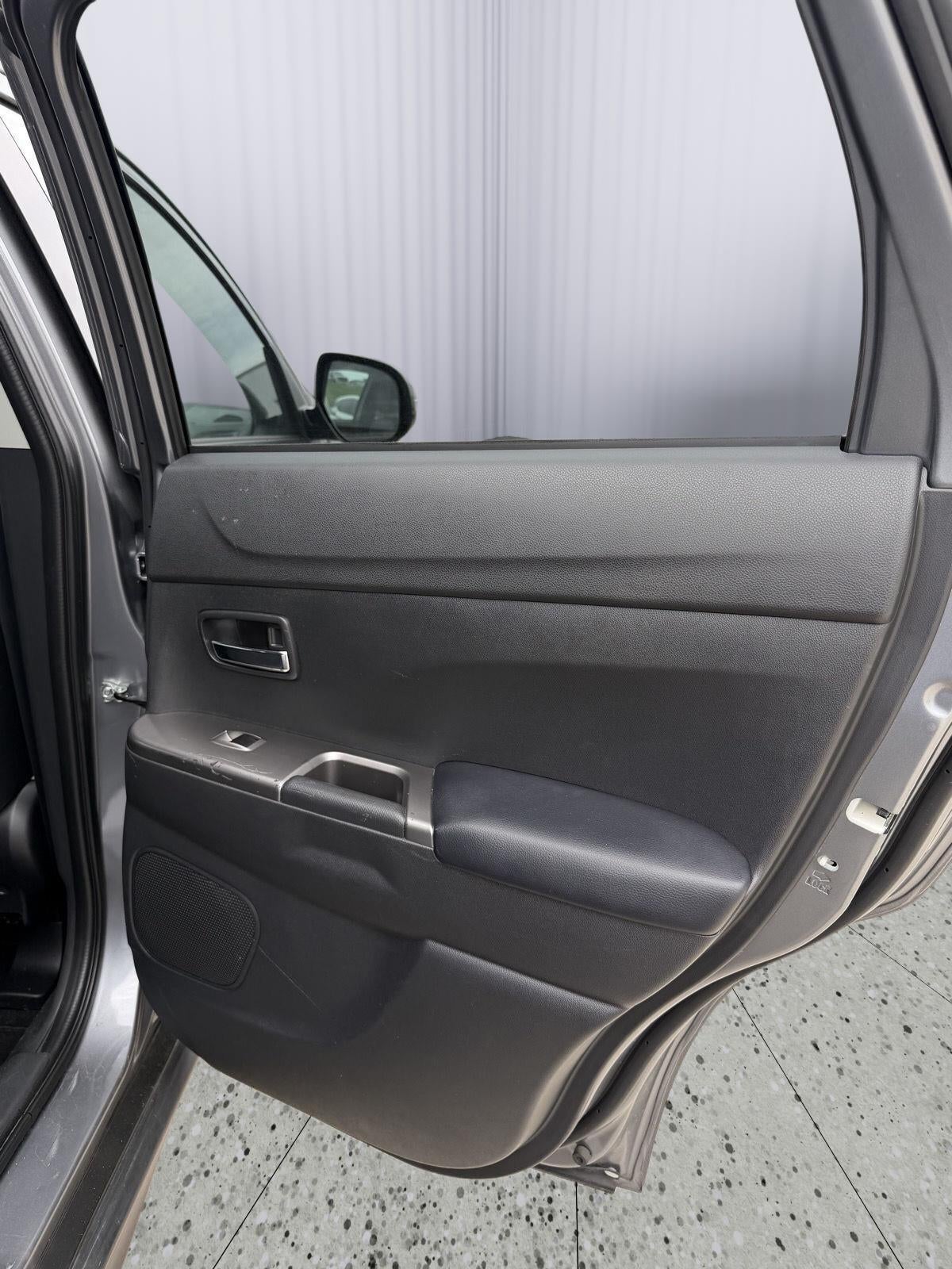 2024 Mitsubishi Outlander Sport Base