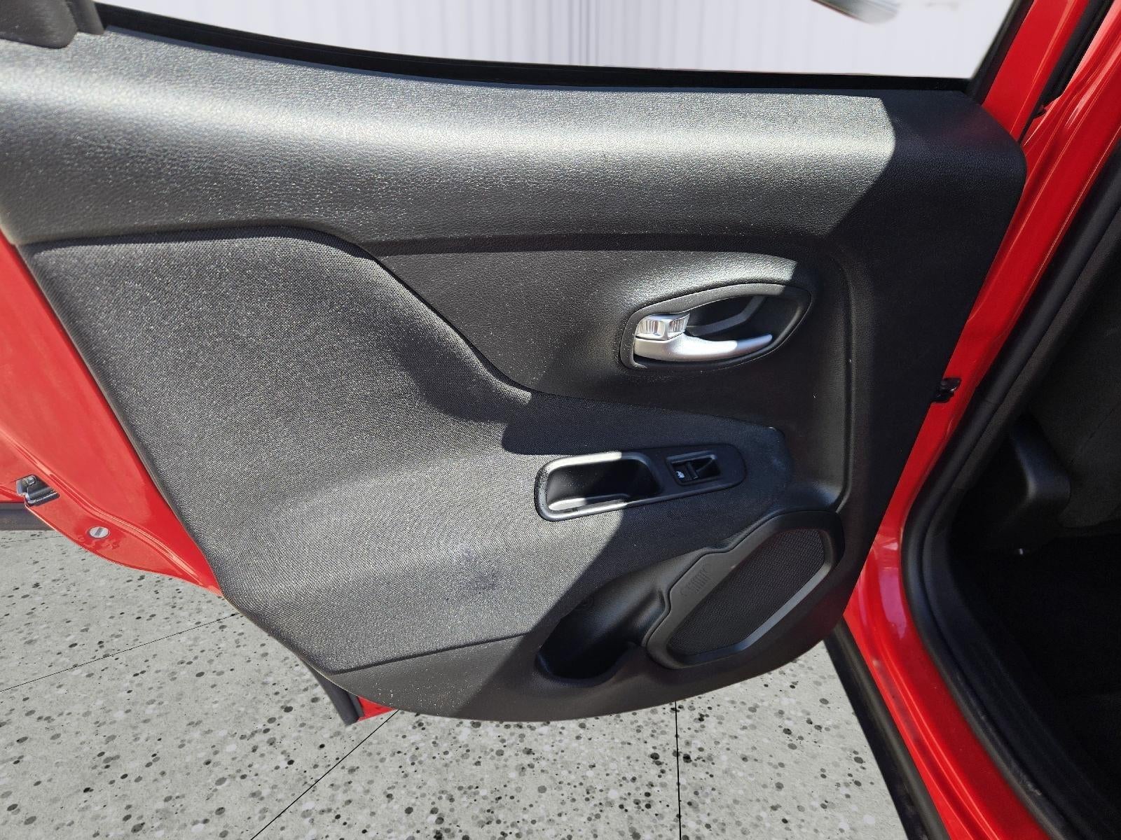 2021 Jeep Renegade Jeepster 4x4