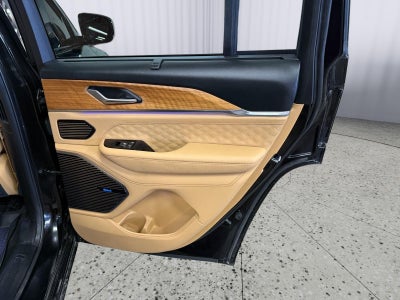 2022 Jeep Grand Cherokee Summit Reserve