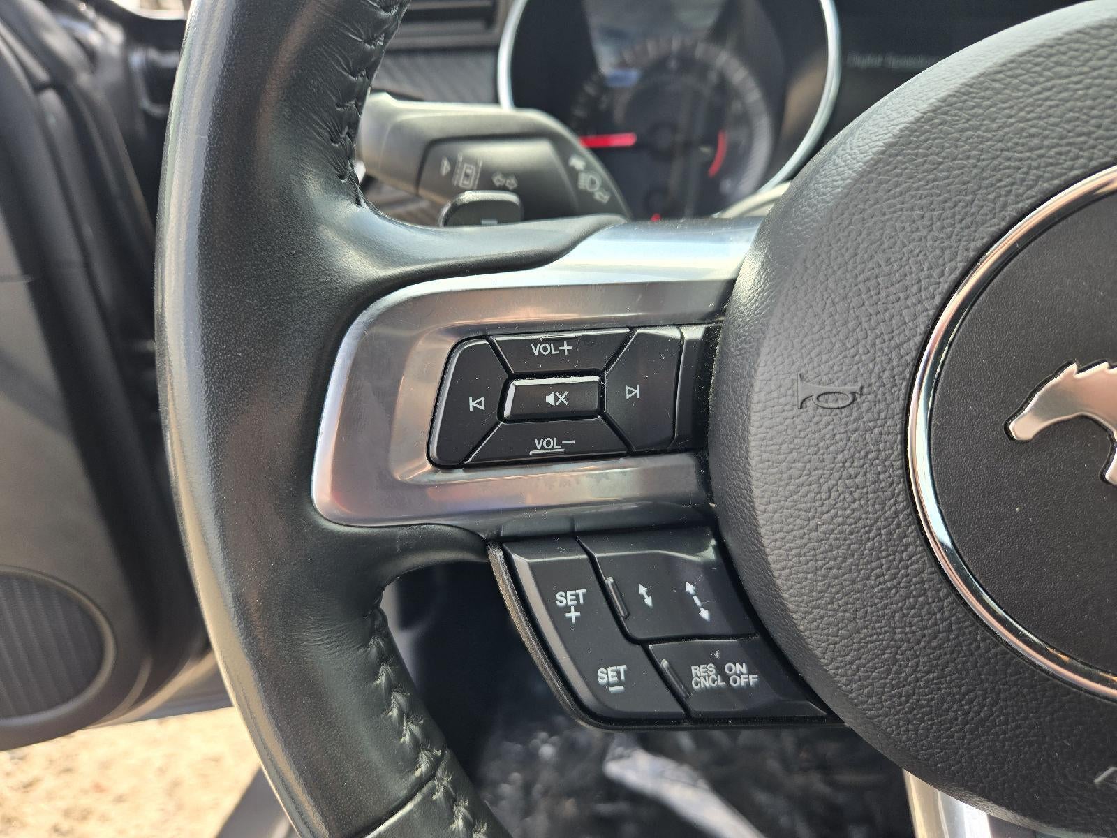 2021 Ford Mustang EcoBoost