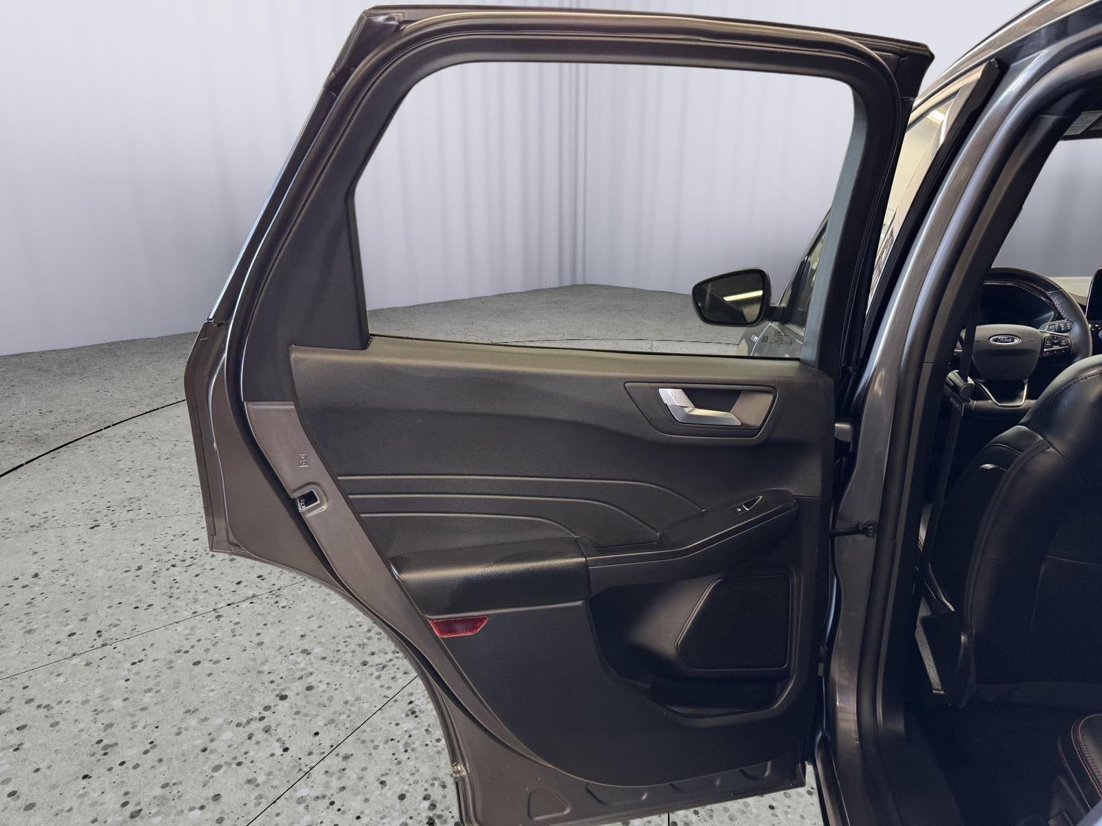 2025 Ford Escape ST-Line Select