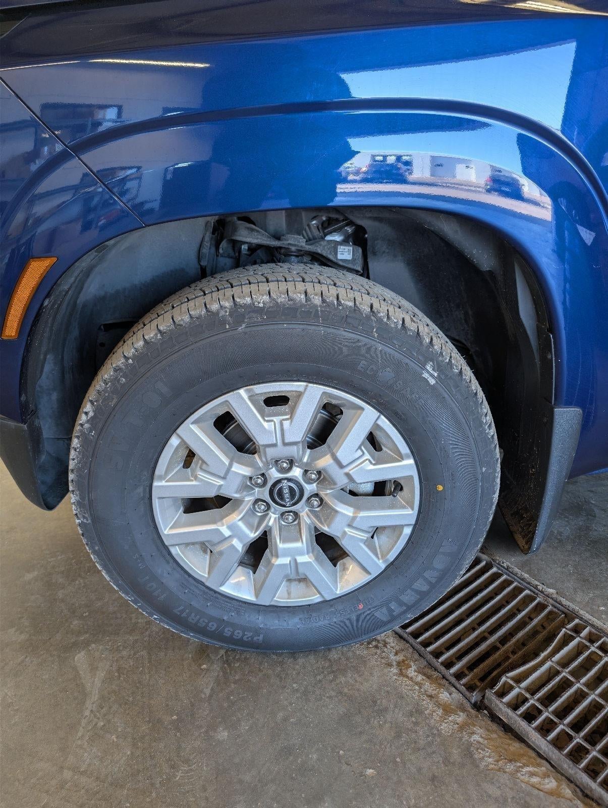 2023 Nissan Frontier SV
