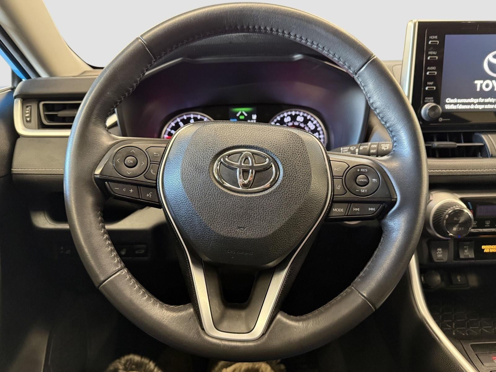 2020 Toyota RAV4 XLE