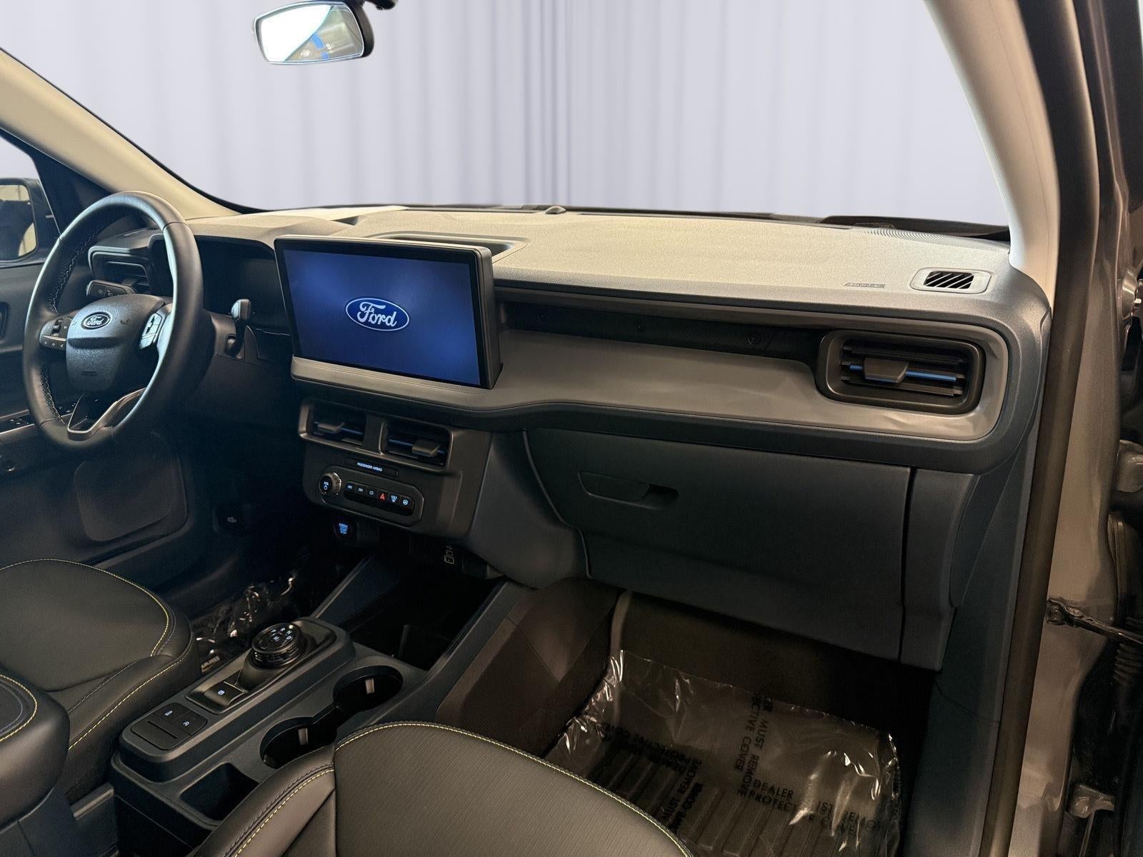 2025 Ford Maverick Lobo Standard