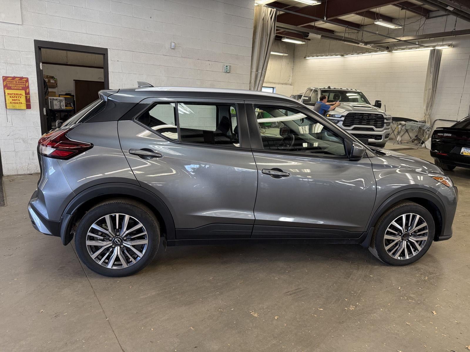 2023 Nissan Kicks SV