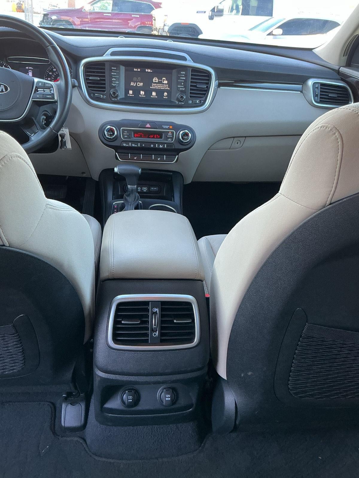 2020 Kia Sorento LX
