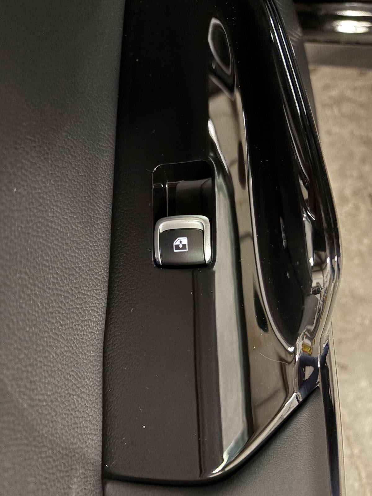 2025 Kia K5 EX