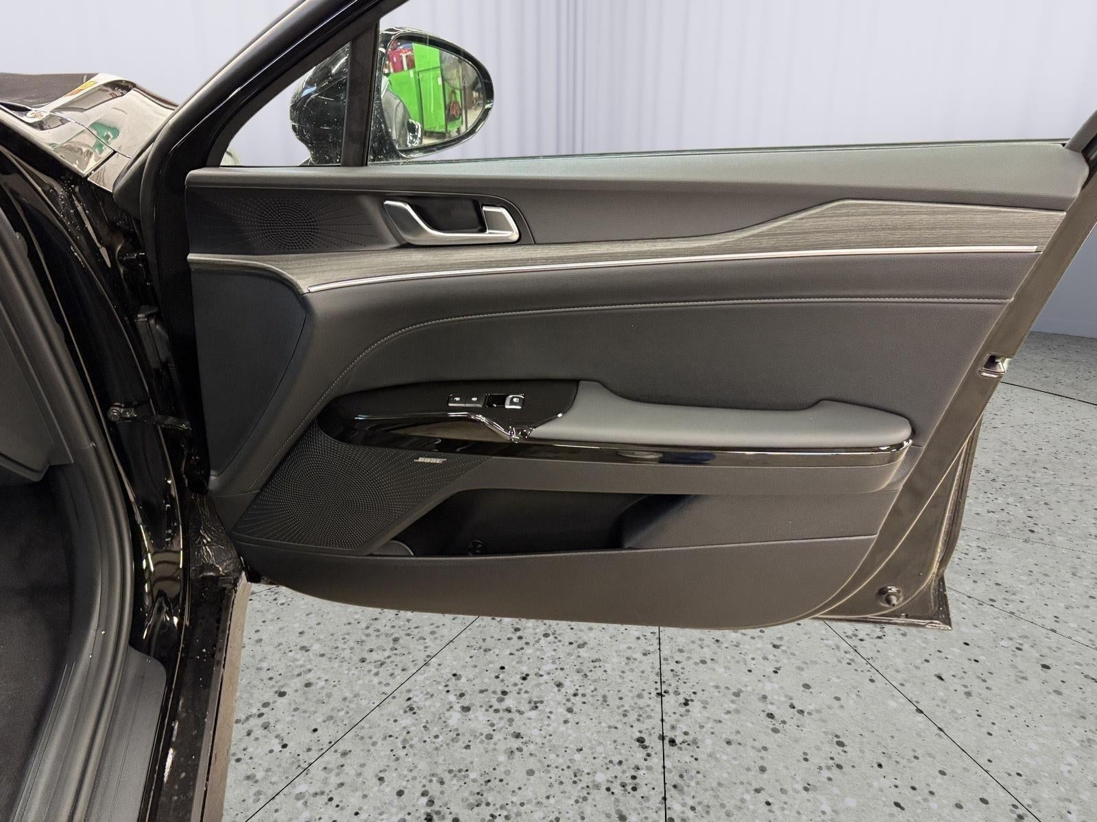 2025 Kia K5 EX