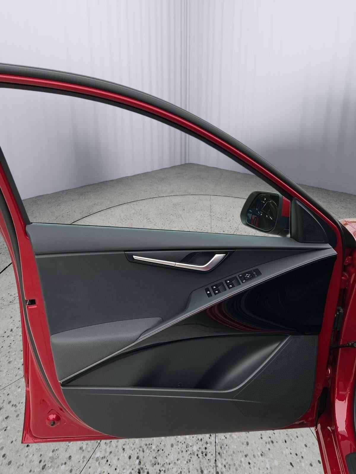 2024 Kia Niro EX